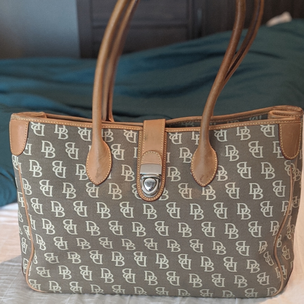 Vintage Dooney & Burke Tote